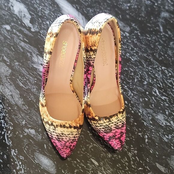 BRAND NEW SHOEDAZZLE STYLISH  MULTICOLOR STILETTO HEELS PUMP - Picture 3 of 16
